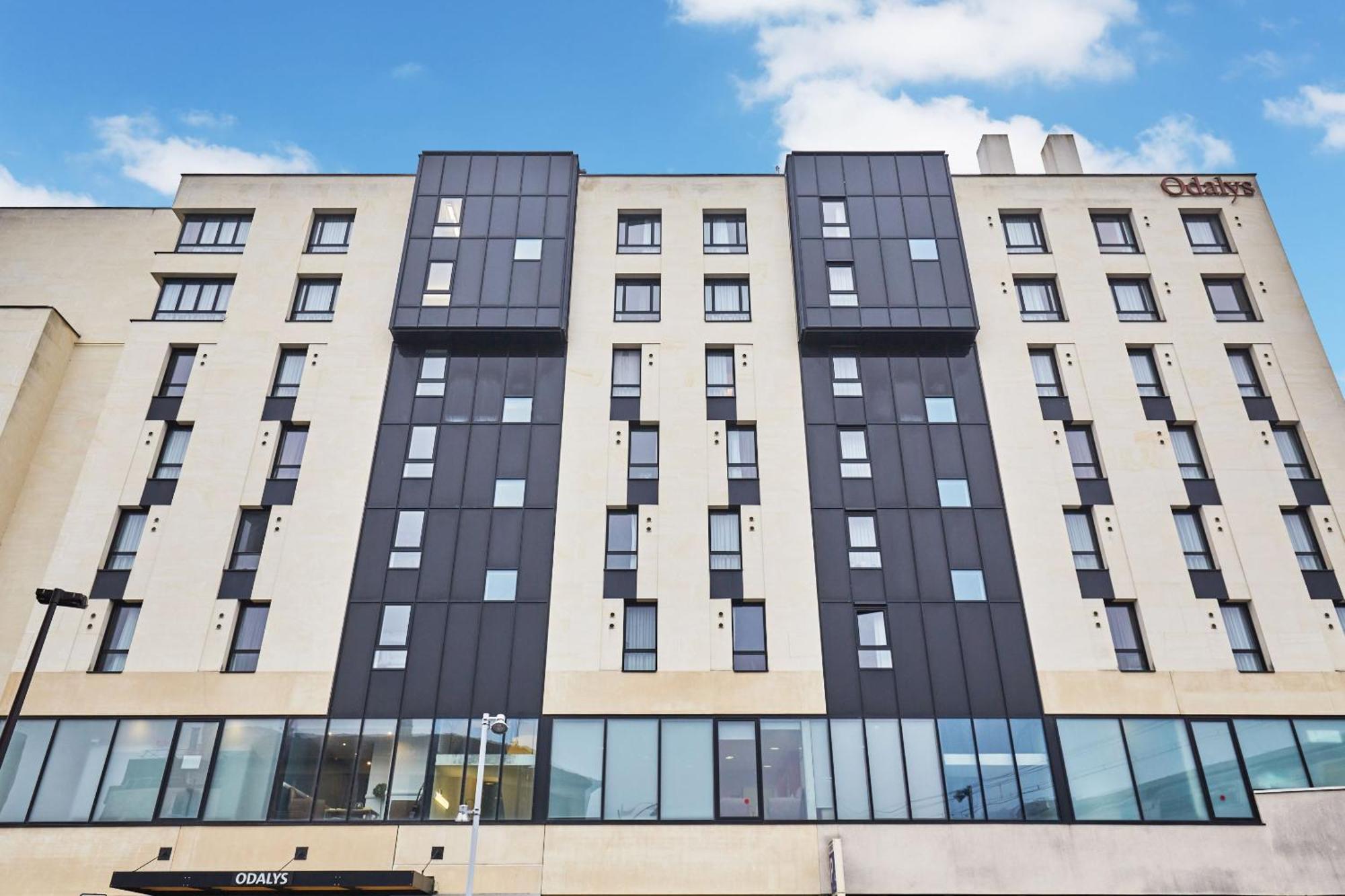 Appart'Hotel Odalys City Campus - Paris Rueil Malmaison Exterior photo